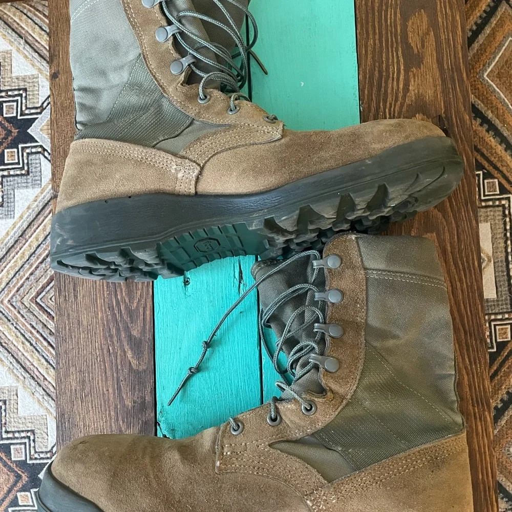 Belleville Boots 9.5 R Vibram Soles USA Steel Toe